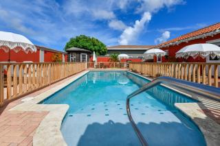 Moderne Studio Sea dichtbij de zee met zwembad - Oranjestad - 7