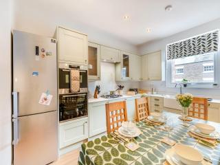 Uk41640 - Cleveland House - Whitby - 5