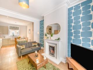 Uk41640 - Cleveland House - Whitby - 7