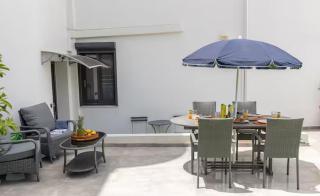 Airport and Sea apartment - 0