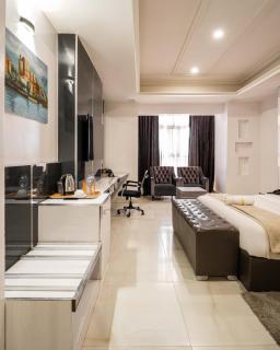 George Residence TLC - Lekki - 1