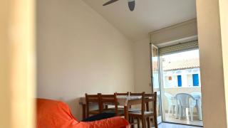 Fano, trilocale con terrazzino a 30mt dal mare - F006 - Marotta - 9