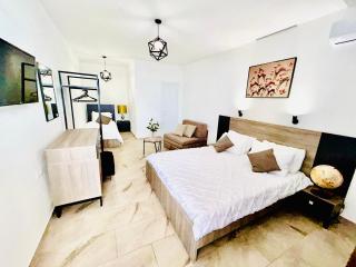 Hotel Lagadin - 1