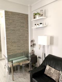 Minimal Downtown Apartment A by MPS - Atene - 7