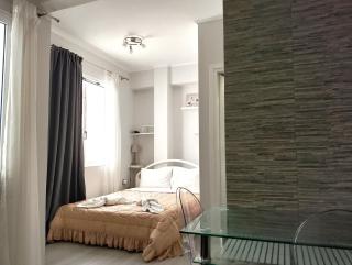 Minimal Downtown Apartment A by MPS - Atene - 2