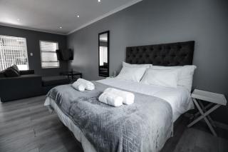 Milo's Sky Grey Guest House - No Load shedding - Kapstadt - 4