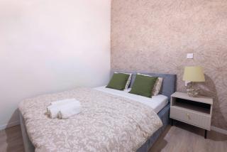 Central n' Cozy T8 Apartment w' 2BEDRM - Budapest - 5