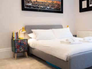 Modern 1Bed Apartment supercentral with parking - Cambridge - 0