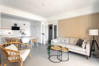 Luxe 6 pers strand app met zeezicht en zwembad Arenal Beach - 8