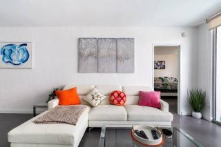 Welcome to our beach home! - 9