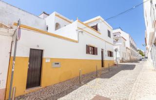 J - Casa do Farol Guesthouse - Lagos - 9