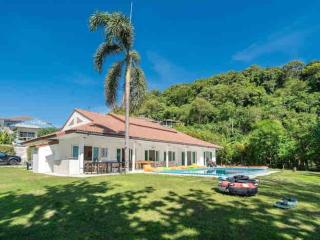 Ocean Bliss Beach House, 6 Bedrooms - Phuket - 9
