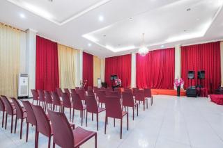 OYO 92771 Hotel Marina Andalas - Macáçar - 1