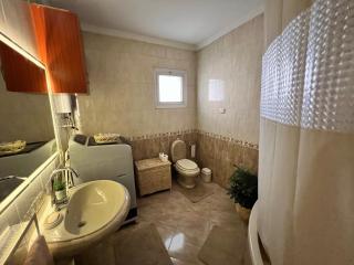 Lilo's 2BR Apartment in Maadi - 2