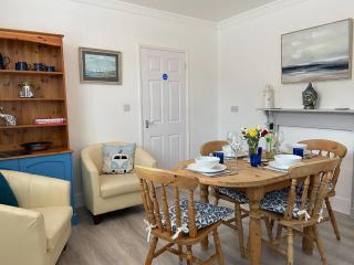 Smile N Wave - Gorleston-on-Sea - 8