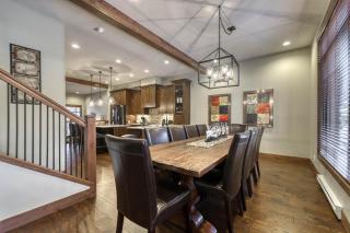 17 Village Walk Sun Peaks BC - 2