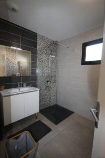 Belle villa contemporaine climatisee, piscine privee, 6 - 8 couchages, 3 chambres, wifi, à 3 km de la plage -LXDALI25B - Portiragnes - 1