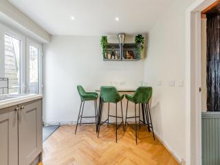 Our House - Bere Regis - 1