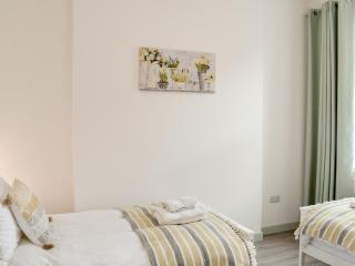 Miners Cottage - Girvan - 4