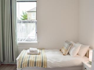 Miners Cottage - Girvan - 3