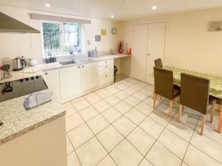 Lily Pad 8 - Uk43918 - Nassington - 6