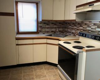 Private and cozy house with one bedroom and one bathroom and free Wi-Fi - Perth Amboy - 4