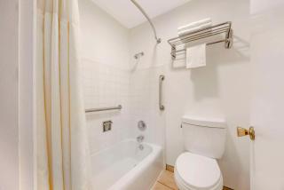 Rodeway Inn - Albany - 3