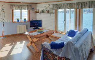 Beautiful Apartment In Skärhamn - Skärhamn - 9