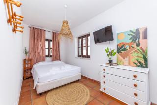 J - Casa do Farol Guesthouse - Lagos - 7