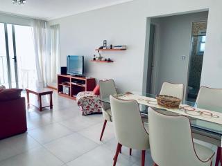 Departamento de tres ambientes frente al mar - 9