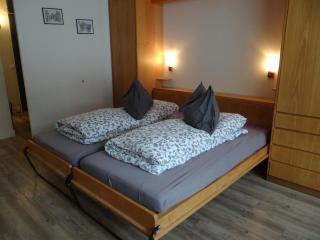 Apartment Parkweg 9-402 by Interhome - Engelberg - 2