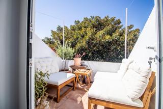 Cosy Duplex Rooftoop w/ AC | By Airnest - Lissabon - 6