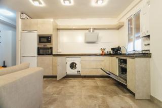 Modern apartment in Sevilla for largue groups - 1