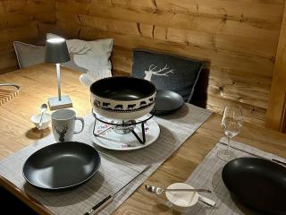 Apartment Chalet Fluegärtli by Interhome - 2
