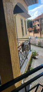 City Oasis with free wifi and parking - Namugongo - 1