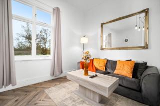 Luxury Apartment - Wolverhampton - Netflix - Smart TV - Fast WiFi - 7aPC - Wolverhampton - 1