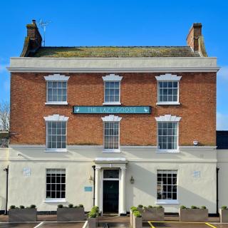 The Lazy Goose - Coffee House & Bedrooms - Stonehouse - 0