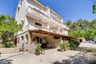 Apartments Pero - Mali Lošinj - 0