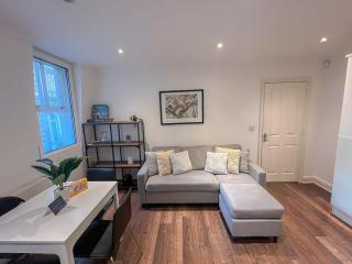 2-bedroom flat in Embankment A short walk away to Trafalgar Square near Big ben, London Eye - Londra - 5