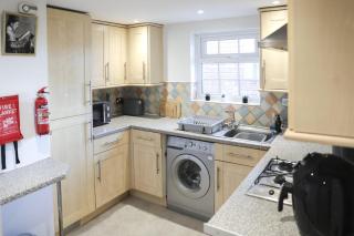 Regency Apartment 3 By My Getaways - Brighton & Hove - 6