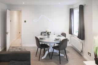 Regency Apartment 3 By My Getaways - Brighton & Hove - 2