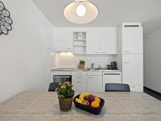 Apartment Nr-05 Haus Sursilvana by Interhome - Lenzerheide - 1