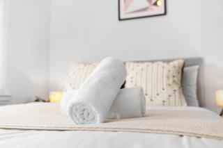 Luxury Two Bedroom Apartment - On Street Parking Available - Netflix - Wifi - Top Rated - 311M - Birmingham - 7