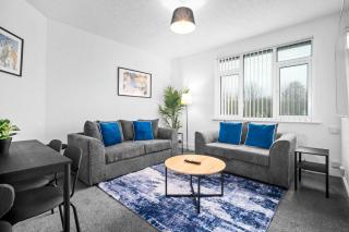 Luxury Two Bedroom Apartment - On Street Parking Available - Netflix - Wifi - Top Rated - 311M - Birmingham - 0