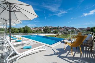 NEW Villa Consido, a 3-Bedroom Retreat with sea views - Seget Vranjica - 7