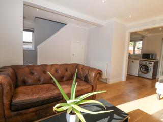 7 Daltons Place - Arundel - 5