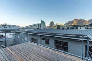 2 Bed Town House with Priv. Terrace and BBQ - 6