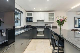 2 Bed Town House with Priv. Terrace and BBQ - 1