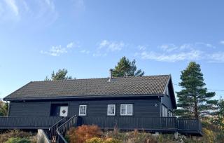 5 Bedroom Cozy Home In Lyngdal - Lyngdal - 0