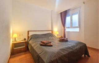 Cozy Apartment In Torrevieja With Wifi - Torrevieja - 5